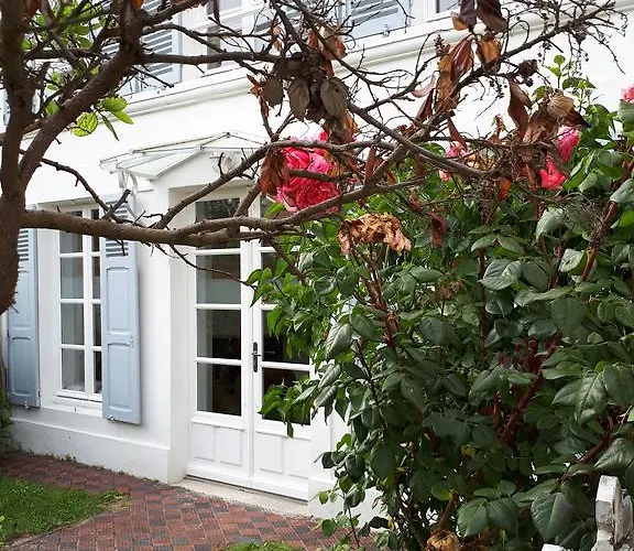 Casa de hóspedes La Maison Du 6